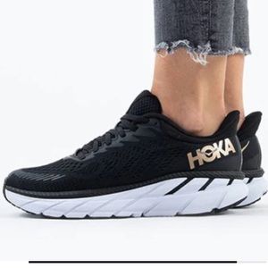 HOKA ONE ONE Clifton 7 'Black Gold